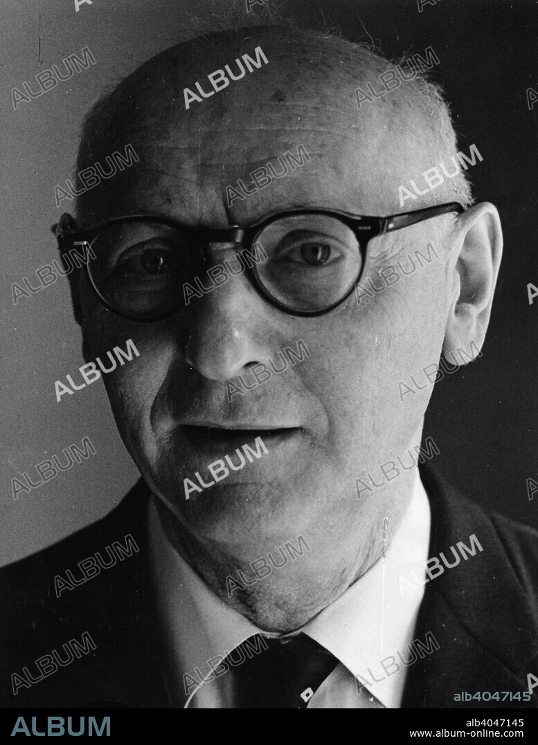 Isaac Bashevis Singer (1904-1991), Polish-born American writer. Singer wrote in both English and Yiddish, and won the Nobel Prize for Literature in 1978.
