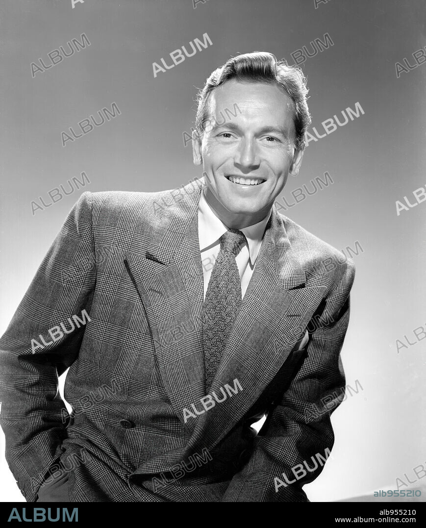 JOHNNY JOHNSTON in THIS TIME FOR KEEPS, 1947, directed by RICHARD THORPE. Copyright M.G.M.