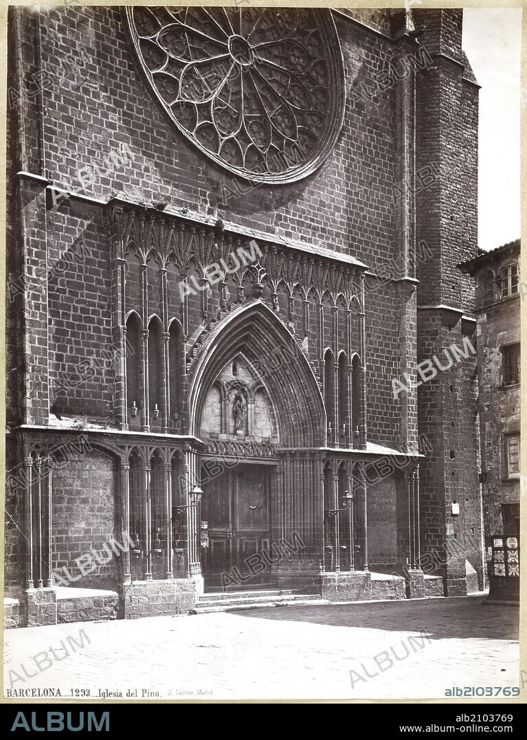 FACHADA DE LA IGLESIA DE SANTA MARIA DEL PINO O DEL PI, AUTOR: JEAN LAURENT, NUMERO DE FOTO: 1293. (COLECCIÓN ASF IMAGEN DE FOTOGRAFIAS ANTIGUAS, PRINCIPIOS S. XX).