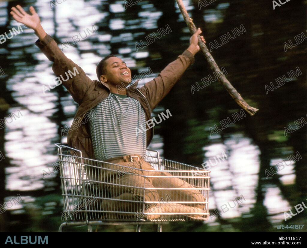 CUBA GOODING JR. in RADIO, 2003, directed by MICHAEL TOLLIN. Copyright COLUMBIA PICTURES.