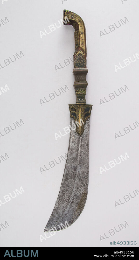 Knife (Moplah), Indian, Kodagu (Coorg), 18th19th century, Karnataka, Indian, Kodagu (Coorg), Steel, brass, wood (walnut), paste, H. 21 in. (53.5 cm); H. of blade 12 1/2 in. (31.8 cm); W. 2 7/8 in. (7.3 cm); Wt. 1 lb. 9.6 oz. (725.7 g), Knives.