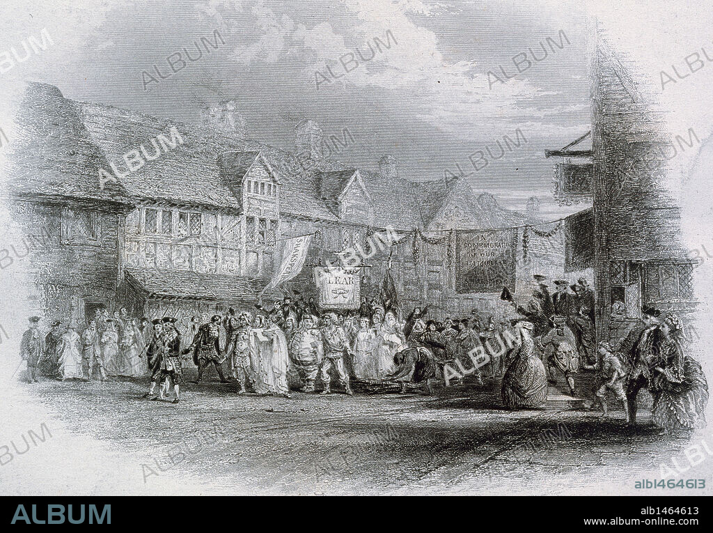 LITERATURA INGLESA. SIGLO XVI. SHAKESPEARE, William (Stratford-on-Avon, 1564Stratford-on-Avon, 1616). Dramaturgo y poeta inglés. "CASA NATAL DEL ESCRITOR Y PLAZA DE LA CIUDAD POR DONDE DESFILA LA MULTITUD CONMEMORANDO SU ANIVERSARIO". Grabado del siglo XIX.