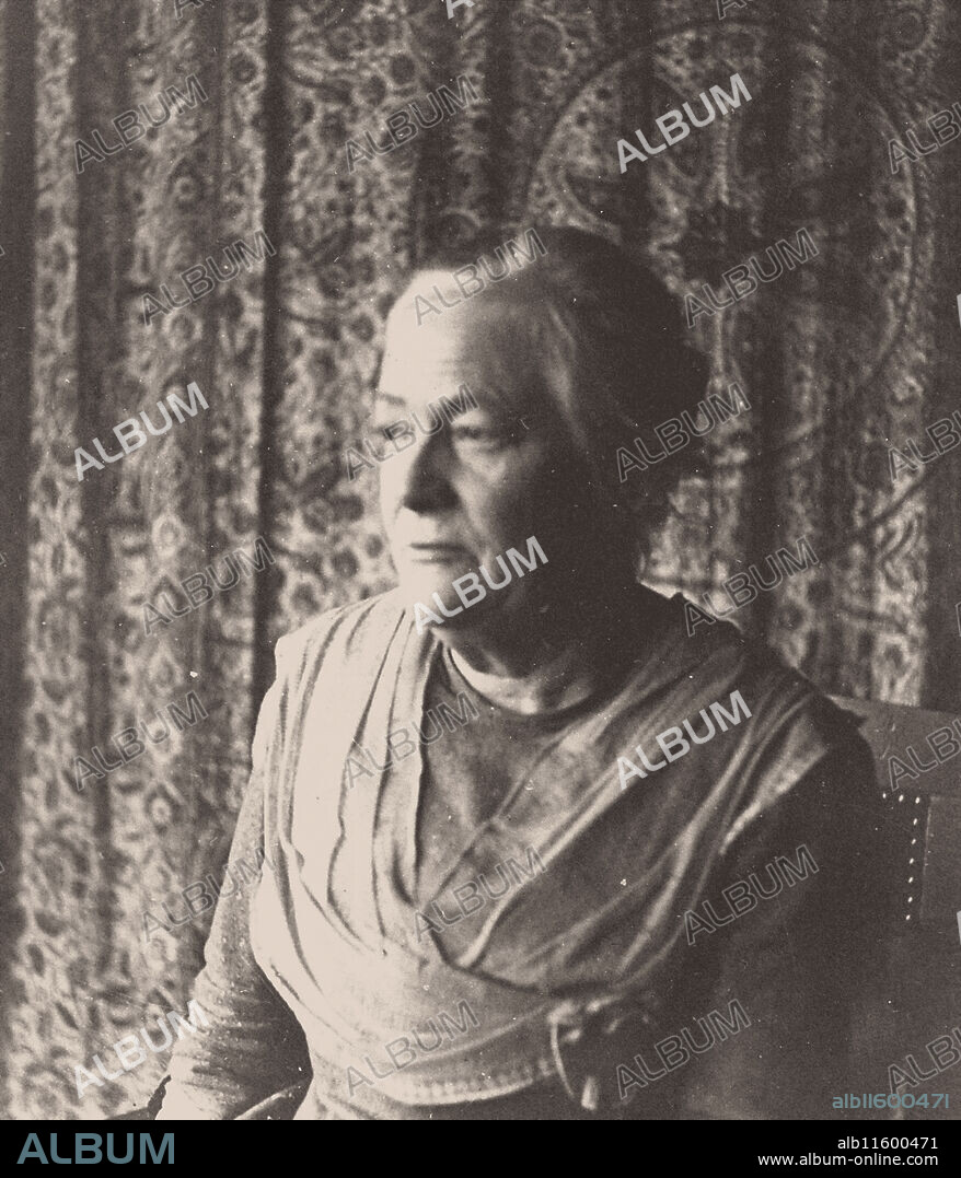 ANONYMOUS. Portrait of Clara Zetkin (1857-1933).