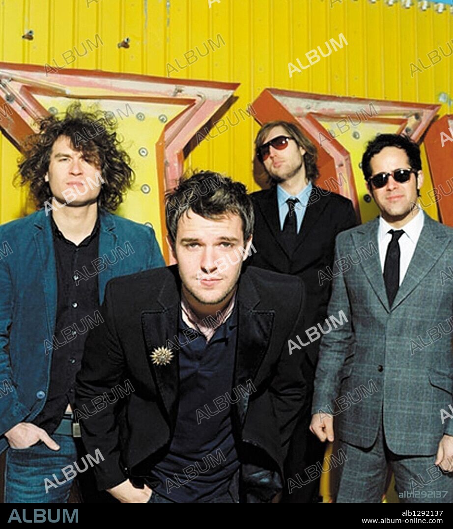 BRANDON FLOWERS and THE KILLERS. Feb 16, 2010 - Mexico City, Mexico - Due to illness of the mother of singer BRANDOM FLOWERS, his band, The Killers had to cancel part of his tour in Asia and Australia. Debido a la enfermedad de la madre del vocalista Brandom Flowers, la banda The Killers tiene un 'descanso obligatorio' y cancelaron parte de su gira por Asia y Australia. 16/02/2010