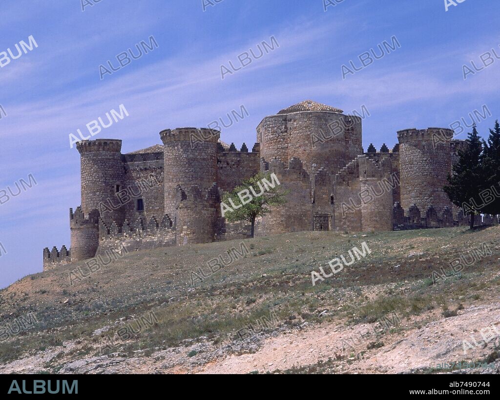 CASTILLO DE BELMONTE - CASTILLO CONSTRUIDO POR EL MARQUES DE VILLENA EN EL SIGLO XV.