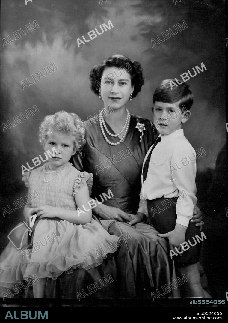 H.M. The Queen With H.R.H. Prince Charles And H.R.H. Princess Anne.A new and charming study of her majesty, with T.R.H.'s Prince Charles and Princess Anne. December 26, 1954. (Photo by Marcus Adams, The London Electrotype Agency Ltd.).