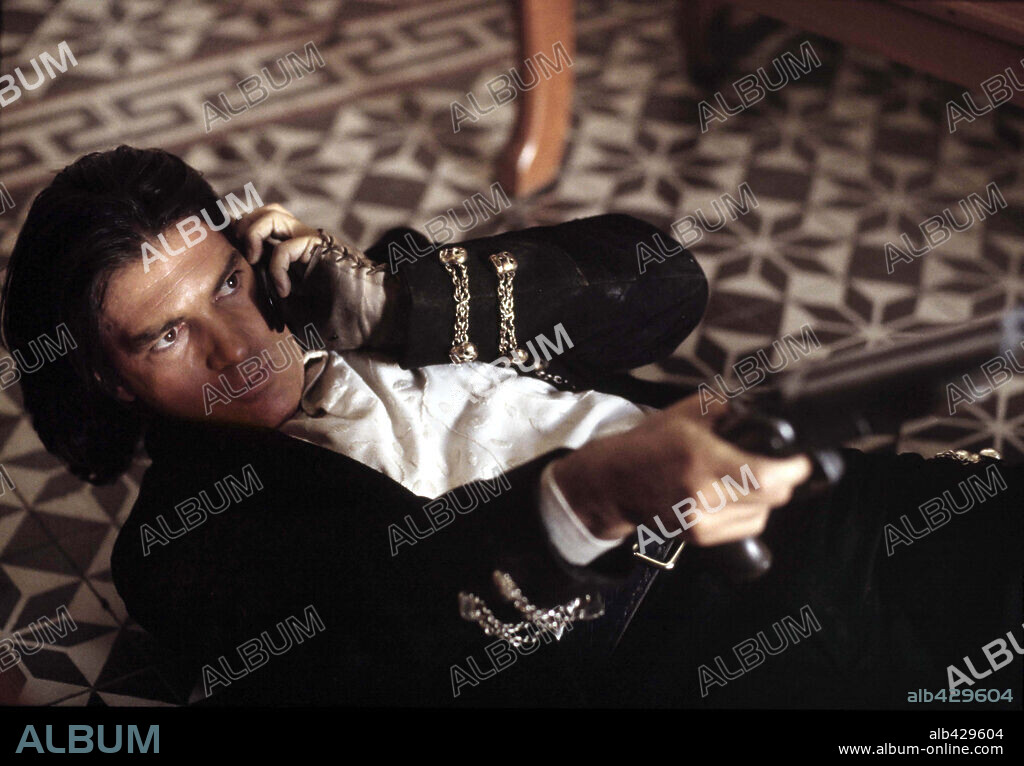 ANTONIO BANDERAS en EL MEXICANO, 2003 (ONCE UPON A TIME IN MEXICO), dirigida por ROBERT RODRIGUEZ. Copyright COLUMBIA/LOS HOOLIGANS/MIRAMAX.