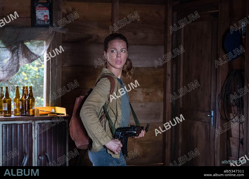 KATE BECKINSALE in THE WIDOW, 2019, directed by OLLY BLACKBURN. Copyright AMAZON PRIME VIDEO.