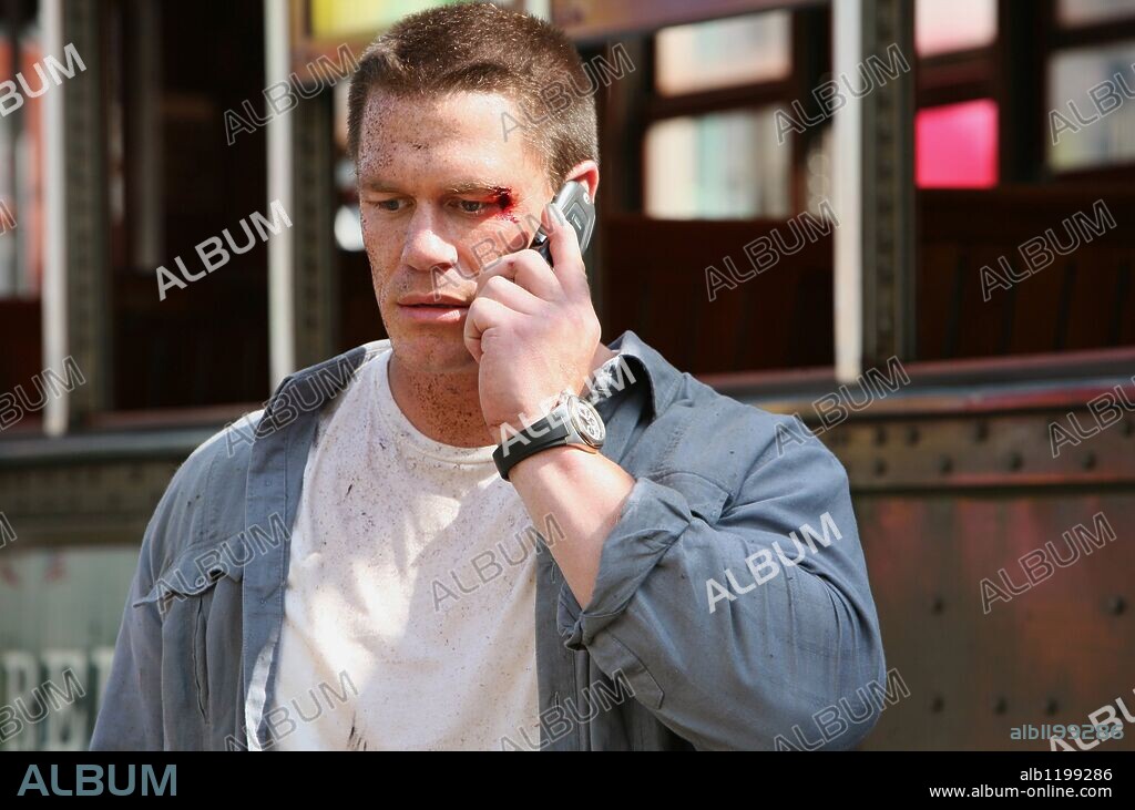 JOHN CENA in 12 ROUNDS, 2009, directed by RENNY HARLIN. Copyright MARK GORDON COMPANY, THE/MIDNIGHT SUN PICTURES/WWE FILMS / PERRET, PATTI.