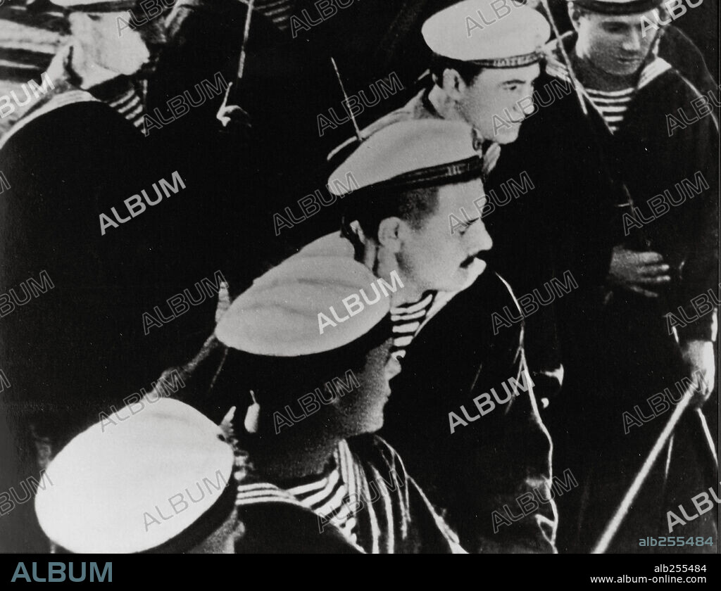 THE BATTLESHIP POTEMKIN, 1925 (BRONENOSETS POTYOMKIN), directed by SERGEI M. EISENSTEIN. Copyright GOSKINO.