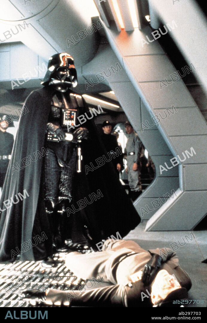 DAVID PROWSE en STAR WARS: EPISODIO VI-EL RETORNO DEL JEDI, 1983 (STAR WARS: EPISODE VI-RETURN OF THE JEDI), dirigida por RICHARD MARQUAND. Copyright LUCASFILM/20TH CENTURY FOX.