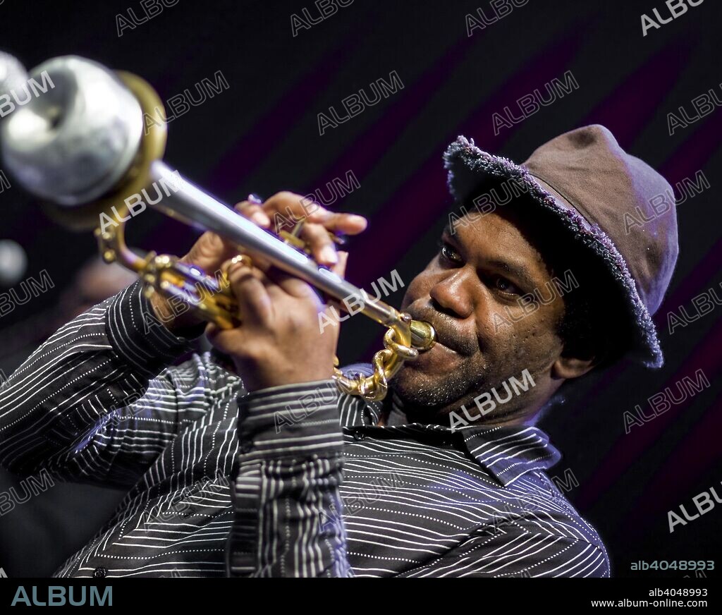 Byron Waller with Jack DeJohnette Intercontinental, Queen Elizabeth Hall, London Jazz Festival, November 2008.