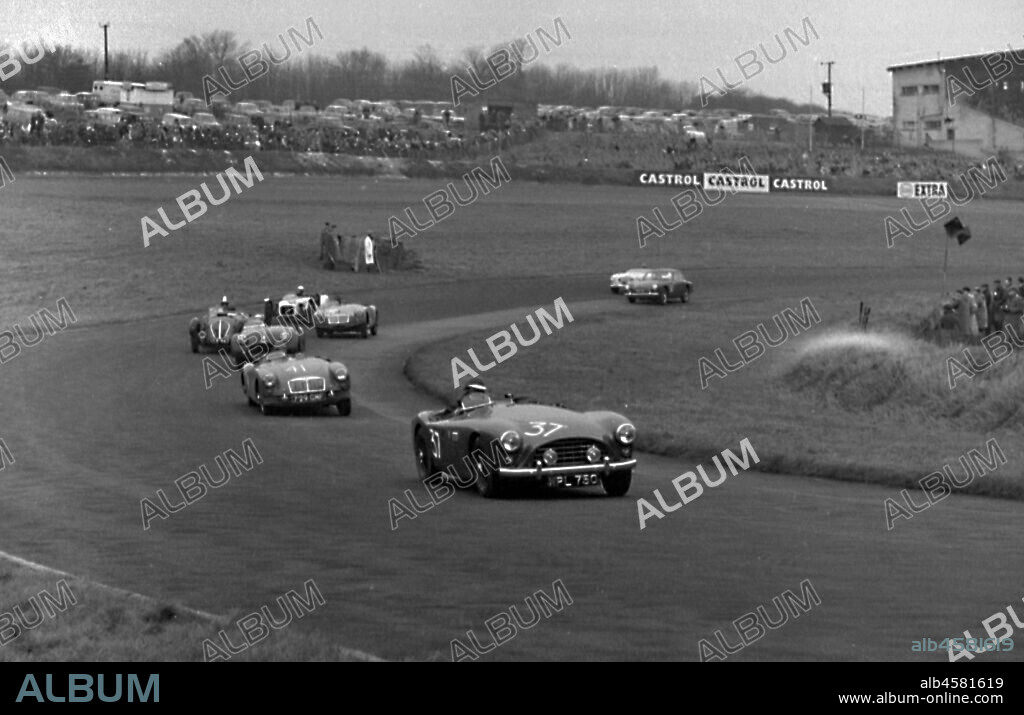 A.C. Ace , F. Warnwell, Brands Hatch sports car racing Boxing Day meeting 1957.