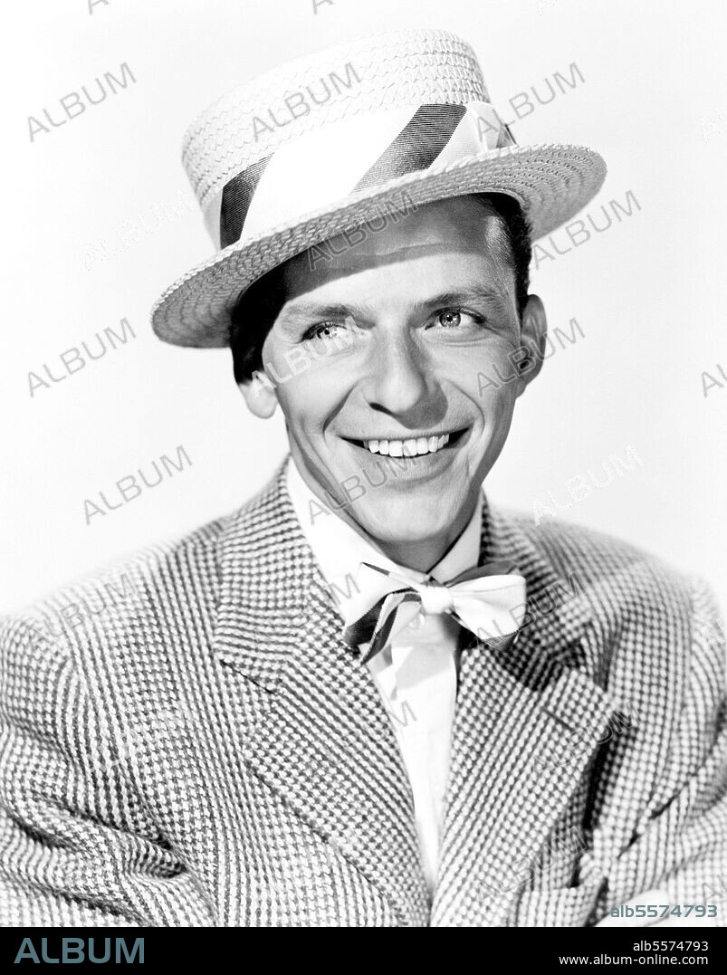 FRANK SINATRA en LLEVAME A VER EL PARTIDO, 1949 (TAKE ME OUT TO THE BALL GAME), dirigida por BUSBY BERKELEY. Copyright M.G.M.