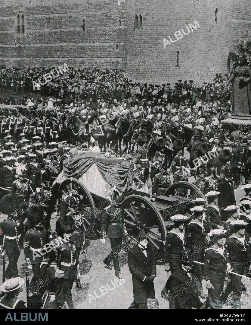 Funeral procession of King Edward VII, Windsor, 20 May 1910. The naval detachment hauling the gun-carriage past Castle Hill. The funeral of King Edward VII of the United Kingdom of Great Britain and Ireland and Emperor of India (1841-1910) was attended by huge crowds, and was the largest ever gathering of European royalty. From "The Illustrated London News", [21 May 1910].