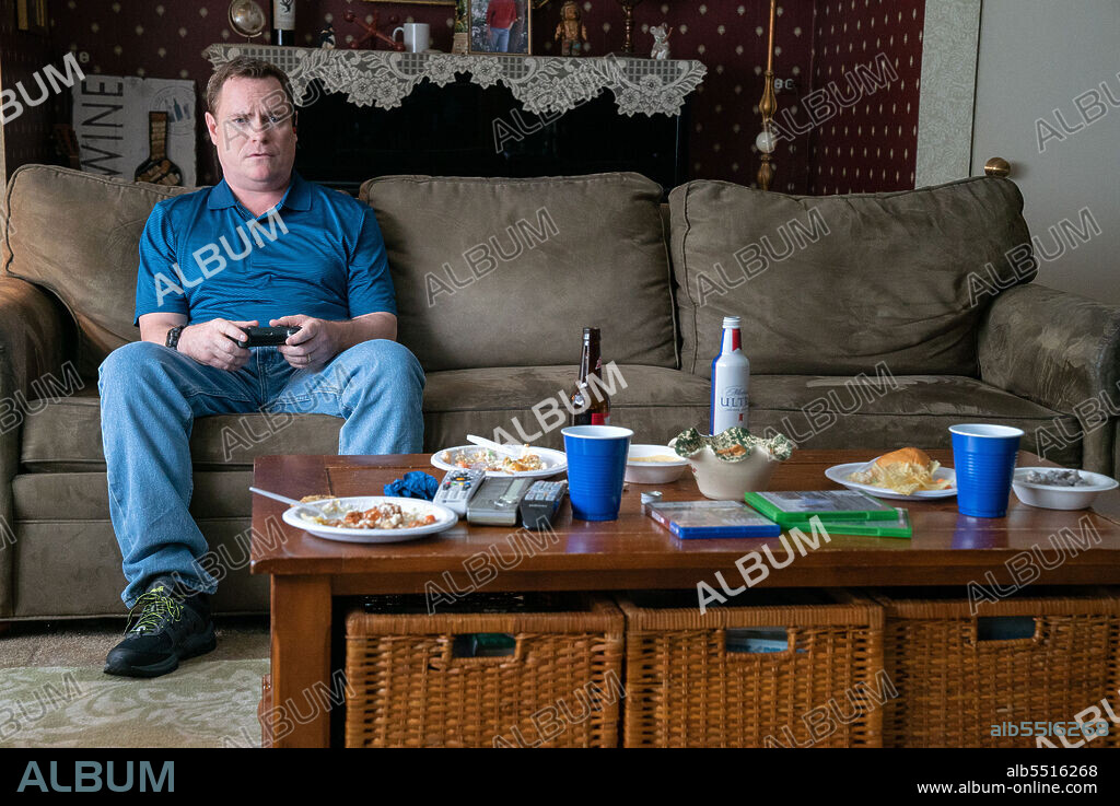 DANNY MCCARTHY in SOMEBODY SOMEWHERE, 2022, directed by JAY DUPLASS and ROB COHEN. Copyright DUPLASS BROTHERS PRODUCTIONS.