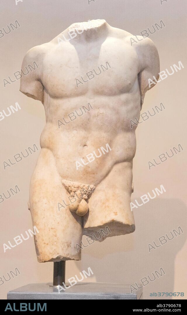 Taller romano / 'Discóforo'. 130 - 140. Mármol blanco, 88 x 56 cm.