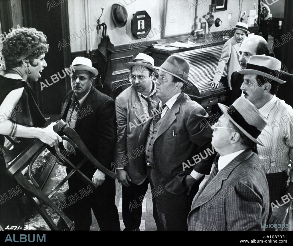 CAROL BURNETT, CHARLES DURNING and JACK LEMMON in THE FRONT PAGE, 1974, directed by BILLY WILDER. Copyright UNIVERSAL PICTURES.