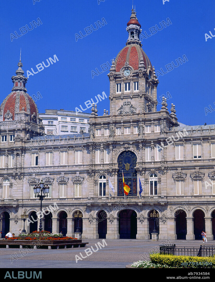 PEDRO MARIÑO Y ORTEGA (1865-1931). PALACIO MUNICIPAL EN LA PLAZA DE MARIA PITA - 1901/17 - FOTO AÑOS 90.