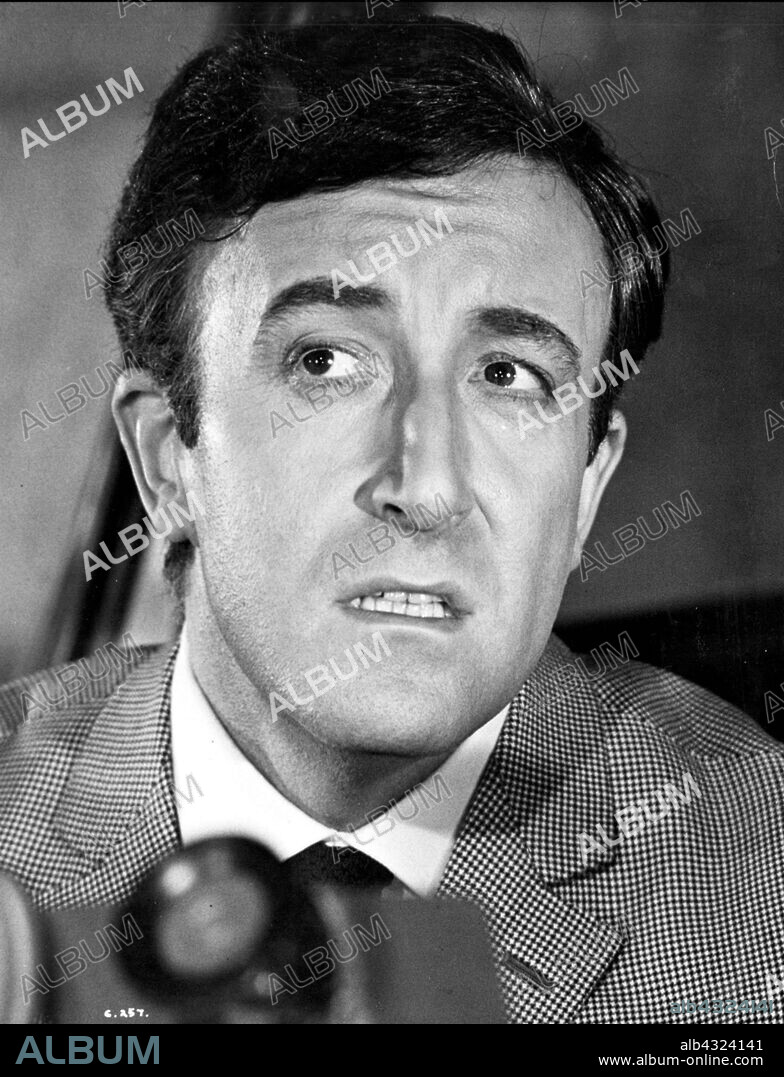 PETER SELLERS in CASINO ROYALE, 1967, directed by JOHN HUSTON, KEN HUGHES, ROBERT PARRISH and VAL GUEST. Copyright COLUMBIA/FAMOUS ARTISTS.