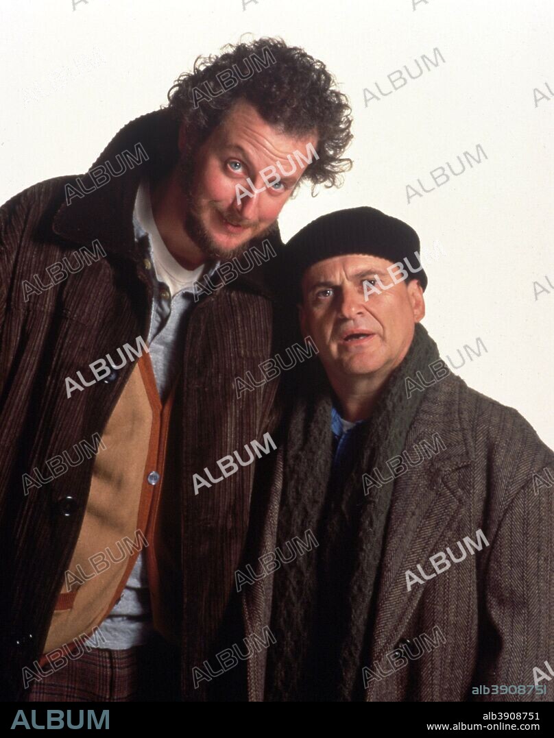 DANIEL STERN und JOE PESCI in HOME ALONE 2: LOST IN NEW YORK, 1992, unter der Regie von CHRIS COLUMBUS. Copyright 20TH CENTURY FOX.