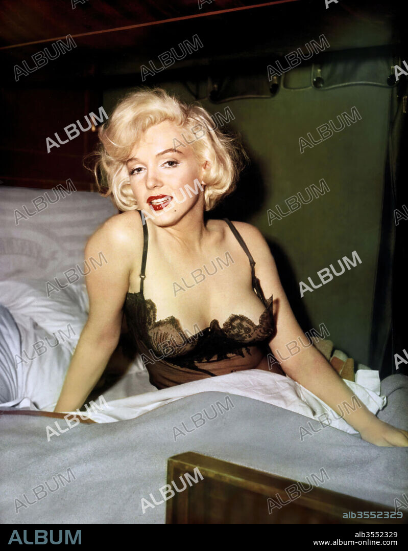 NORMA JEAN BAKER. MARILYN MONROE in MANCHE MÖGEN'S HEISS, 1959 (SOME LIKE IT HOT), unter der Regie von BILLY WILDER. Copyright UNITED ARTISTS.