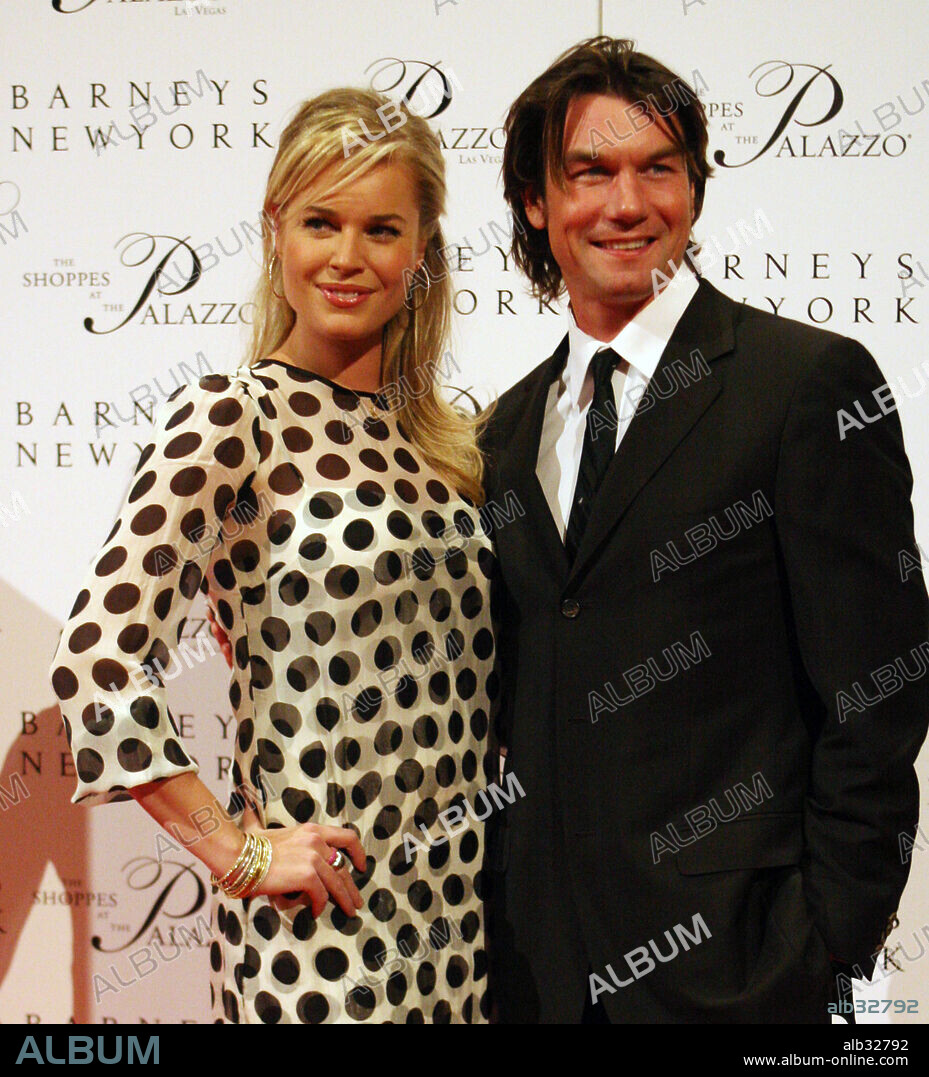 JERRY O'CONNELL and REBECCA ROMIJN. Jan 17, 2008 - Las Vegas, Nevada, USA - REBECCA ROMJIN and JERRY O'CONNELL on the Red Carpet at the Grand Opening Celebration of the Palazzo Resort and Casino on the Las Vegas Strip Thursday. 17/01/2008