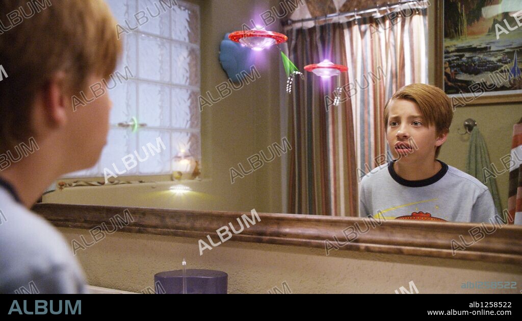 JIMMY BENNETT en SHORTS: LA PIEDRA MAGICA, 2009 (SHORTS), dirigida por ROBERT RODRIGUEZ. Copyright WARNER BROS PICTURES.