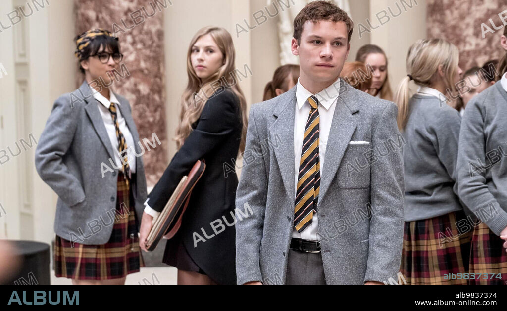 FINN COLE and HERMIONE CORFIELD in SLAUGHTERHOUSE RULEZ, 2018, directed by CRISPIAN MILLS. Copyright Catalyst Global Media / Sony Pictures.