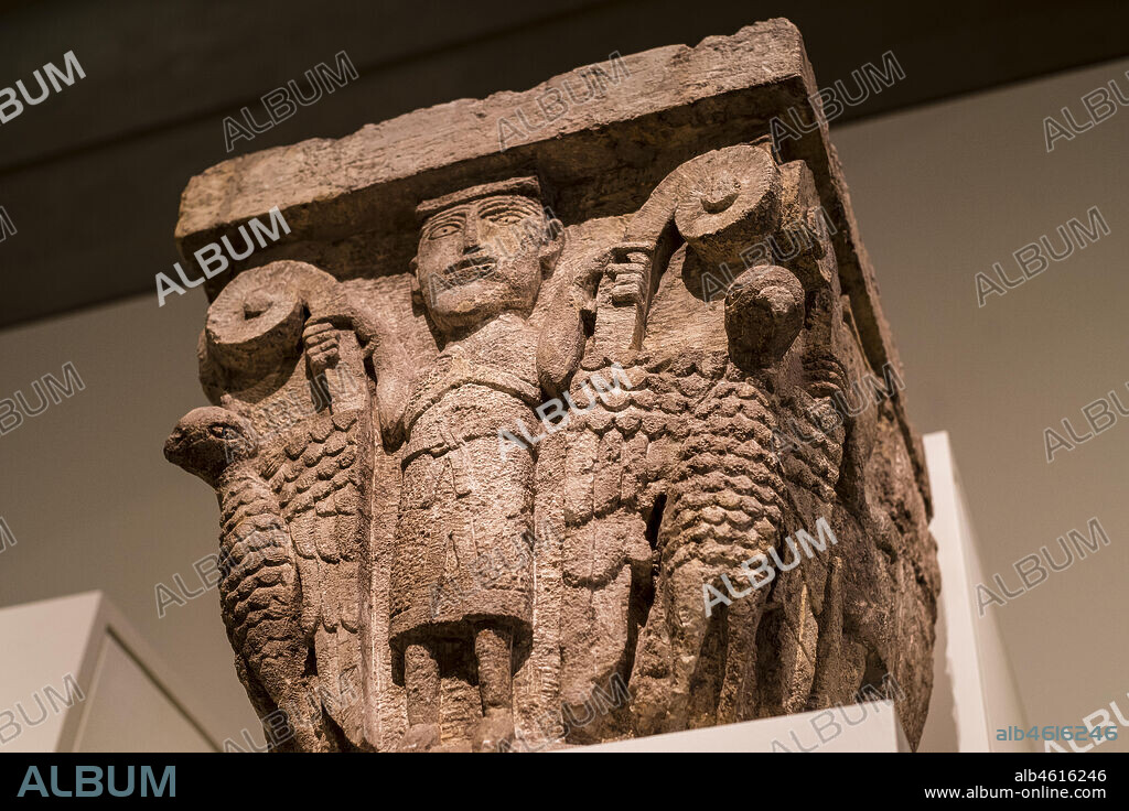 Romanesque art in the National Art Museum of Catalonia,Barcrelona,capitals of Santa Maria de Besalú (XII century AC).