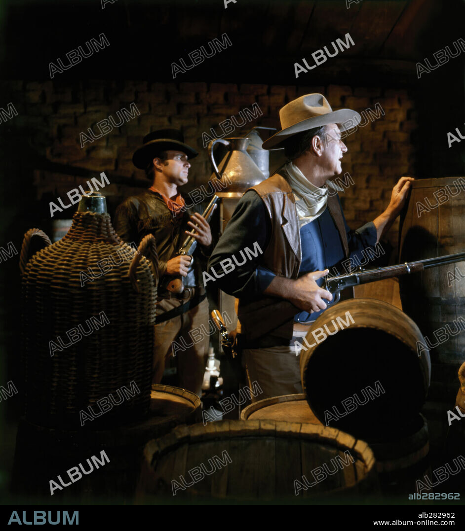 JOHN WAYNE in EL DORADO, 1966, directed by HOWARD HAWKS. Copyright PARAMOUNT PICTURES.