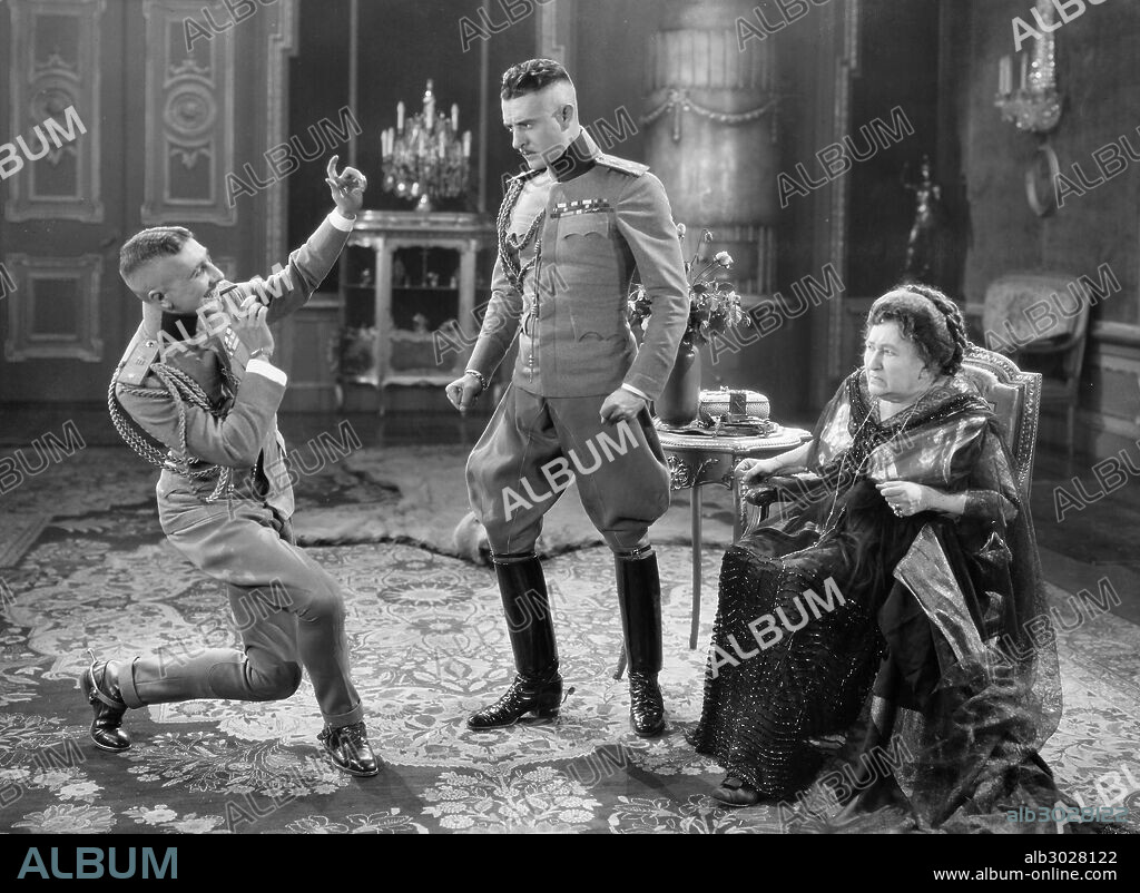 THE MERRY WIDOW, 1925.Roy D'Arcy and John Gilbert in a scene from the film directed by Erich von Stroheim.