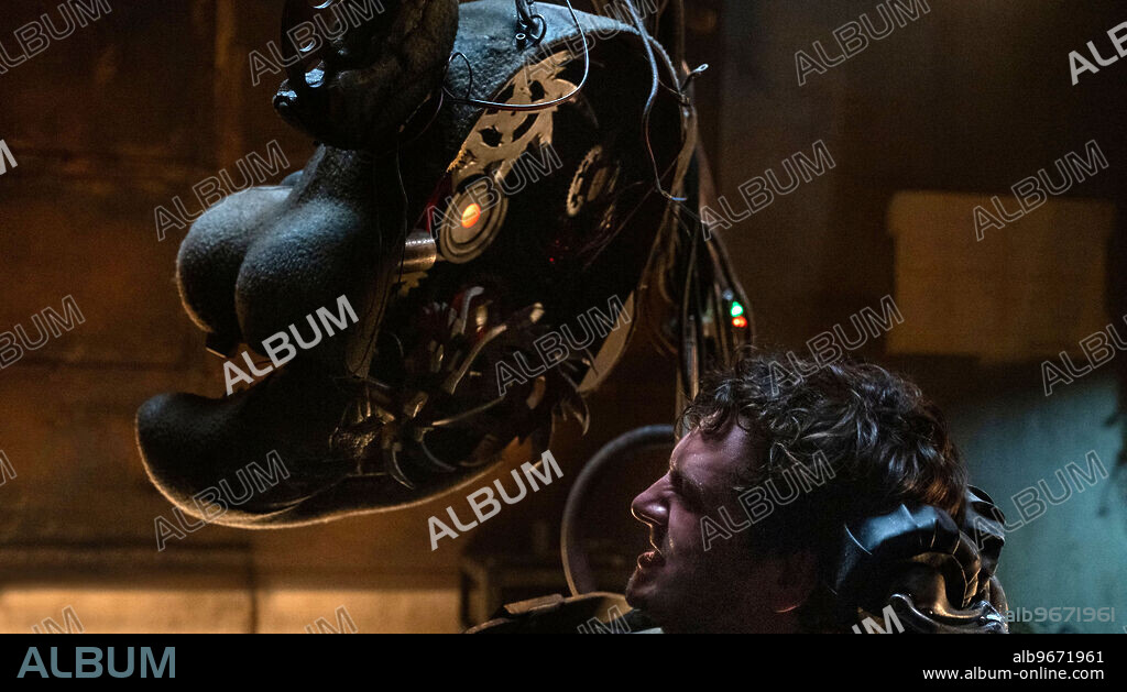 JOSH HUTCHERSON en FIVE NIGHTS AT FREDDY'S, 2023, dirigida por EMMA TAMMI. Copyright Blumhouse Productions / Striker Entertainment.