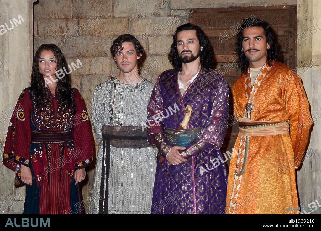Aug. 6, 2012 - Cologne, North Rhine-Westphalia, Germany - Emma Rigby, Tom Payne, Olivier Martinez, Elyas M'Barek - Photocall on the filmset of ''Der Medicus / The Physician'' at MMC Studios, Cologne. 06/08/2012