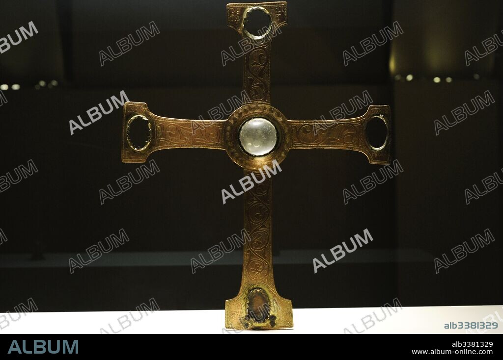 Petrus cross, 1122. Anonymous. Castile or Leon. Romanesque. Provenance unknown. National Art Museum of Catalonia. Barcelona. Catalonia. Spain.