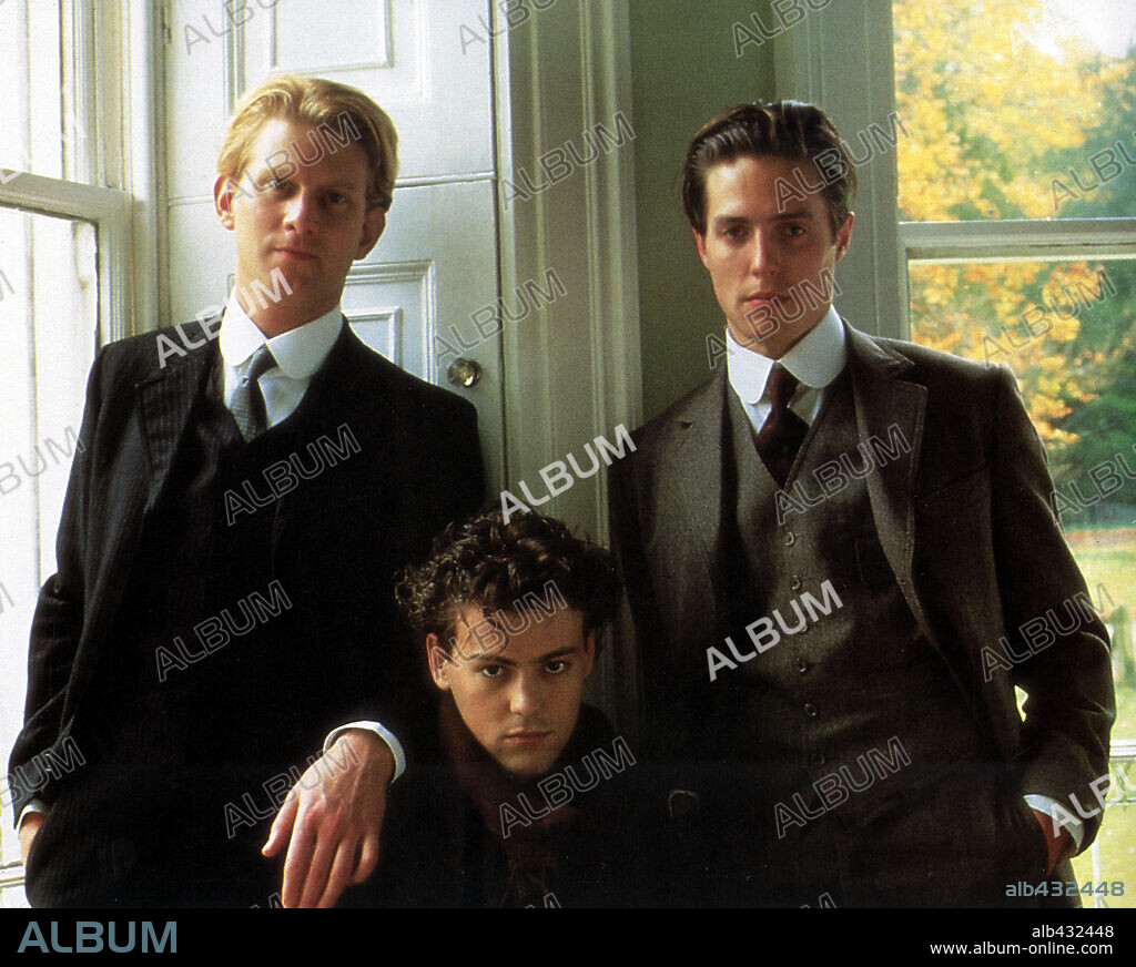 HUGH GRANT, JAMES WILBY and RUPERT GRAVES in MAURICE, 1987, directed by JAMES IVORY. Copyright MERCHANT IVORY.