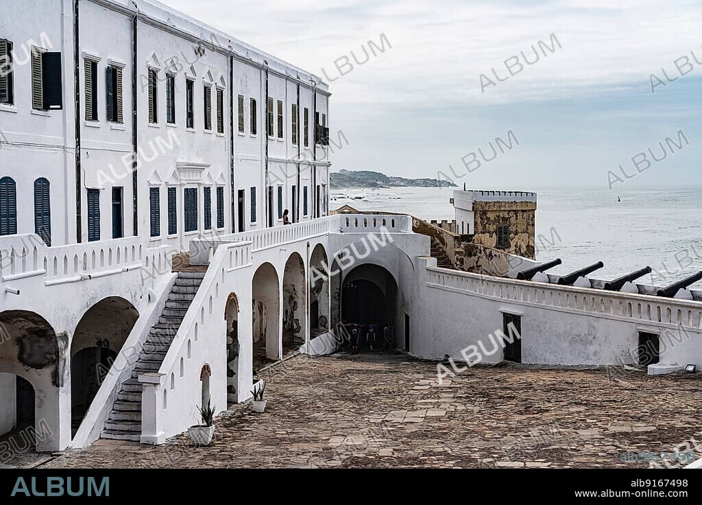 Cape Coast Castle, historic fort, slave castle, Gold Coast, UNESCO World Heritage Site, Cape Coast, Gulf of Guinea, Ghana