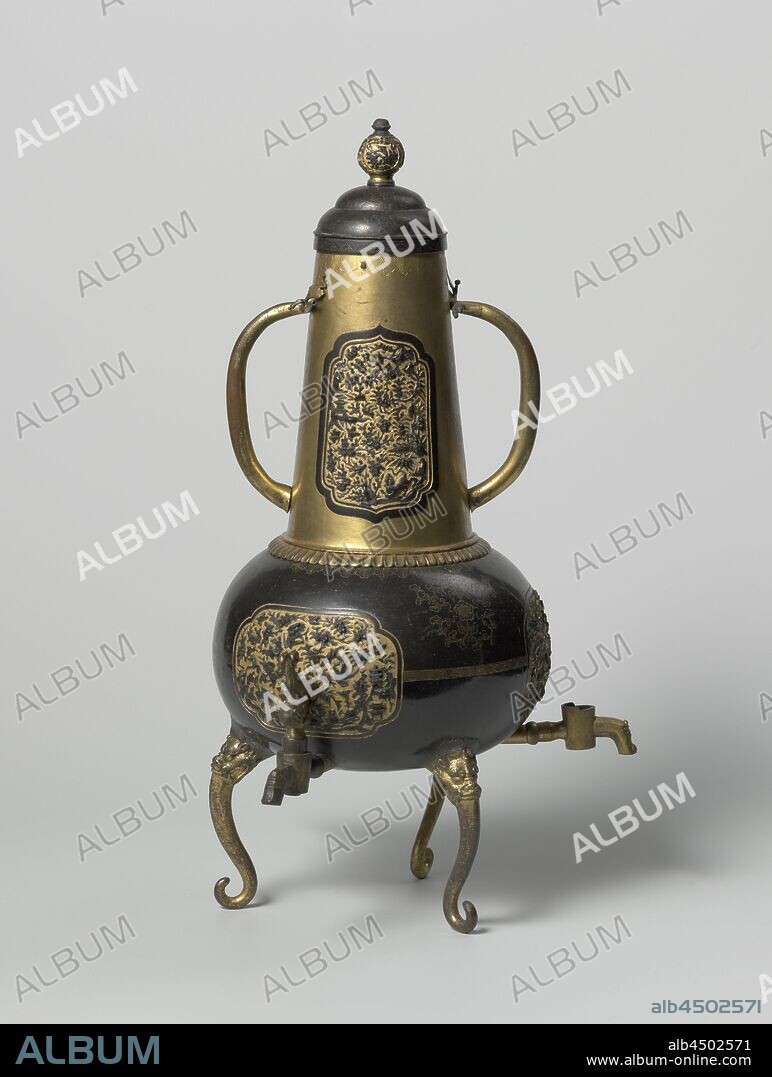 Coffee urn, Large tap jug made of partly black enamelled and partly (fire) gilt suassa, consisting of various parts soldered together. The jug has a convex belly, black-enamelled, with carved decorations (along the top edge, band across the middle of the belly and three patterns with flowers and leaves), furthermore three cartouches with similar representations of trees, branches with leaves and flowers, birds, pagodas and people in a boat. Three legs are soldered to the underside of the jug as stylized heads of monsters with trunk-like legs protruding from their mouths, curling out. Each leg sits exactly between two cartouches on the belly. In the middle of each cartouche is a tap soldered from gold-plated suassa. This includes a tap in the form of dolphins. A straight tubular neck of gold-plated suassa is attached to the round belly, slightly tapered. Along the top edge, notched decorations are arranged in horizontal bands. Two smooth, round ears are attached to the neck, which at the top end like stylized branches in two with oak leaves attached. There are also two elongated cartouches on both sides of the neck with a brace-shaped frame. Inside, relief embellished with trees, branches, flowers, pagodas and animals. The lid is black enamelled suassa with carved decorations of leaves and flowers, made up of two corrugated parts and a separate round button on top with small decorations in relief., Vietnam, Kanton, Dutch East India Company, anonymous, Tonkin, 1700 - 1800, founding, h 37.1 cm d 15.5 cm d 6 cm l 6.9 cm h 6 cm × d 5.5 cm w 2171 cm.