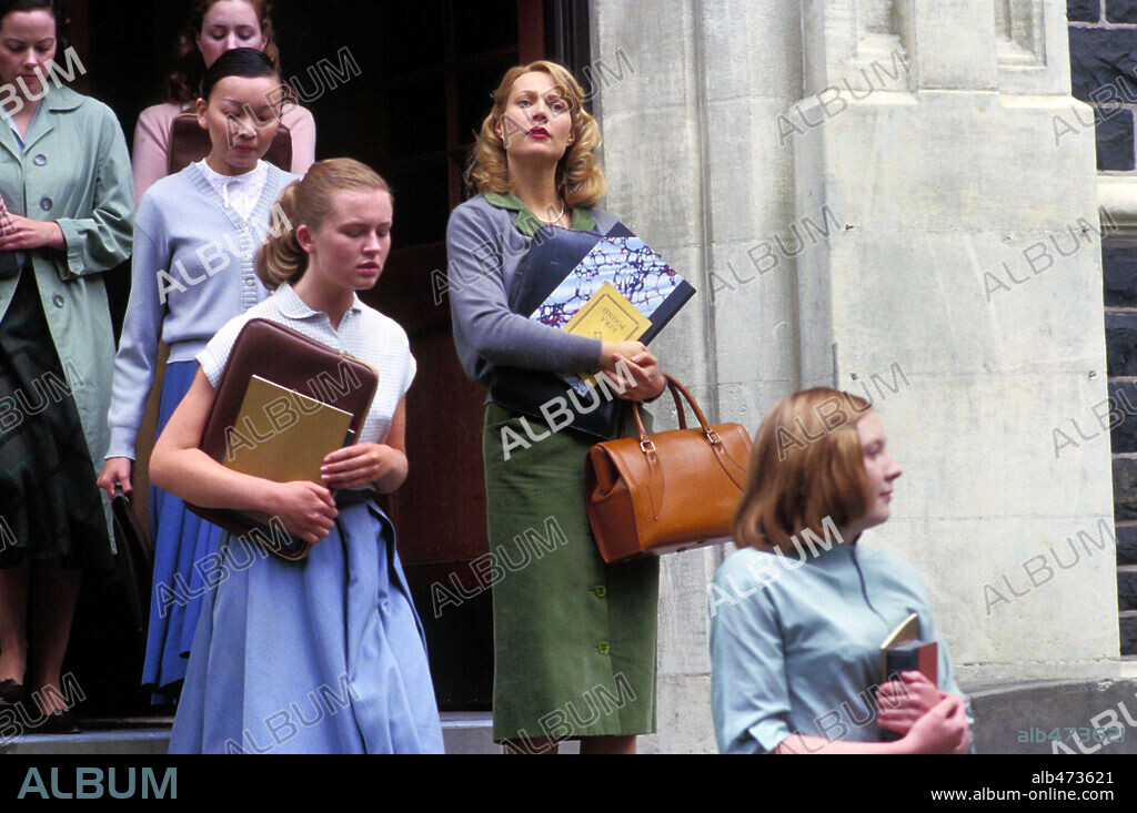 GWYNETH PALTROW in SYLVIA, 2003, directed by CHRISTINE JEFFS. Copyright FOCUS FEATURES.