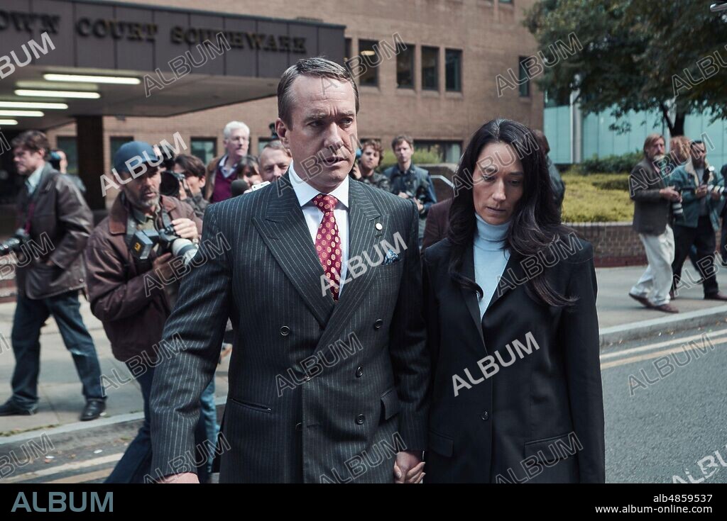 MATTHEW MACFADYEN and SIAN CLIFFORD in QUIZ, 2020. Copyright LEFT BANK PICTURES.
