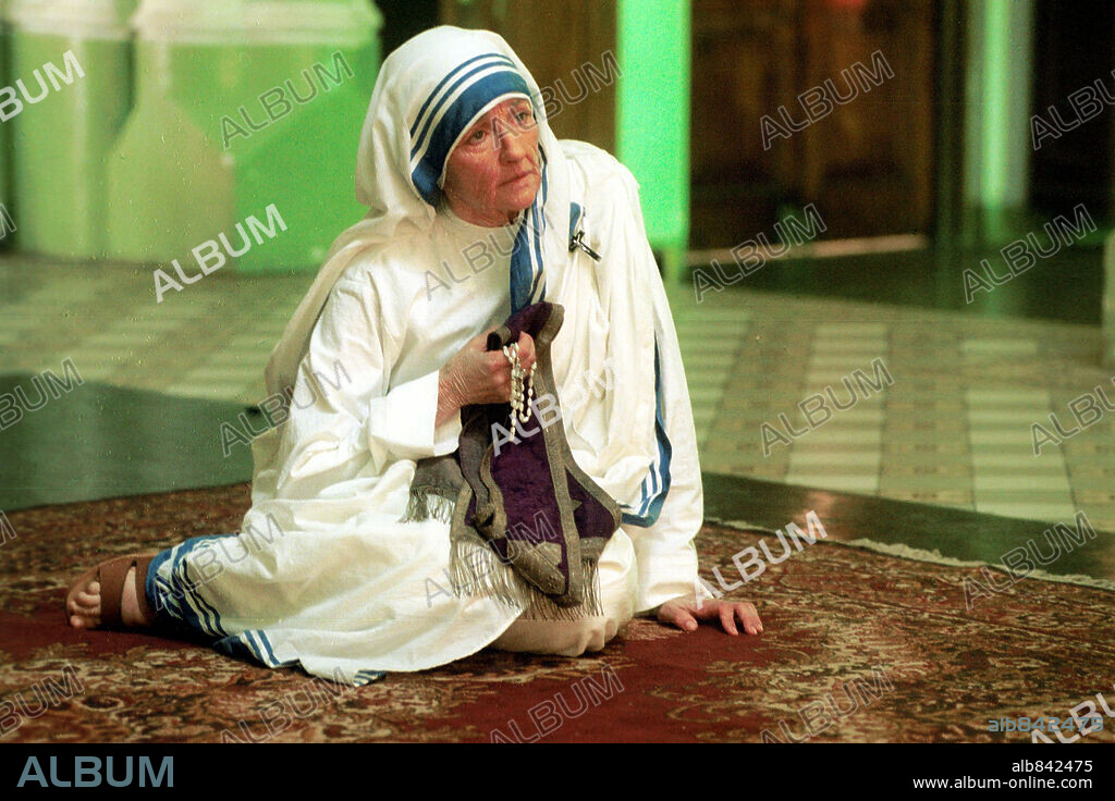 OLIVIA HUSSEY in MOTHER TERESA OF CALCUTTA, 2003 (MADRE TERESA), directed by FABRIZIO COSTA. Copyright Blue Star Movies/Euroficción S.L./Lux Studios S.p.a./MediaTr.