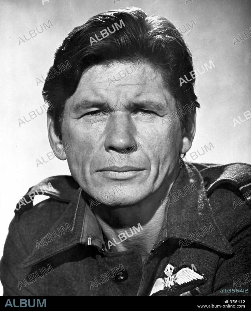 CHARLES BRONSON in THE GREAT ESCAPE, 1963, directed by JOHN STURGES. Copyright MIRISCH/UNITED ARTISTS.