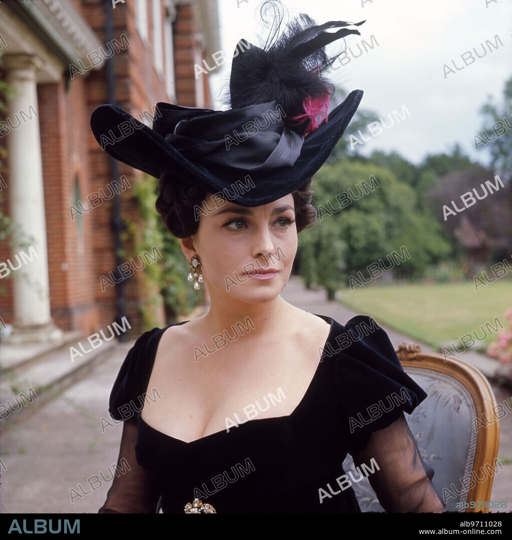 BARBARA JEFFORD in LUST FOR A VAMPIRE, 1971, directed by JIMMY SANGSTER. Copyright Hammer Productions.