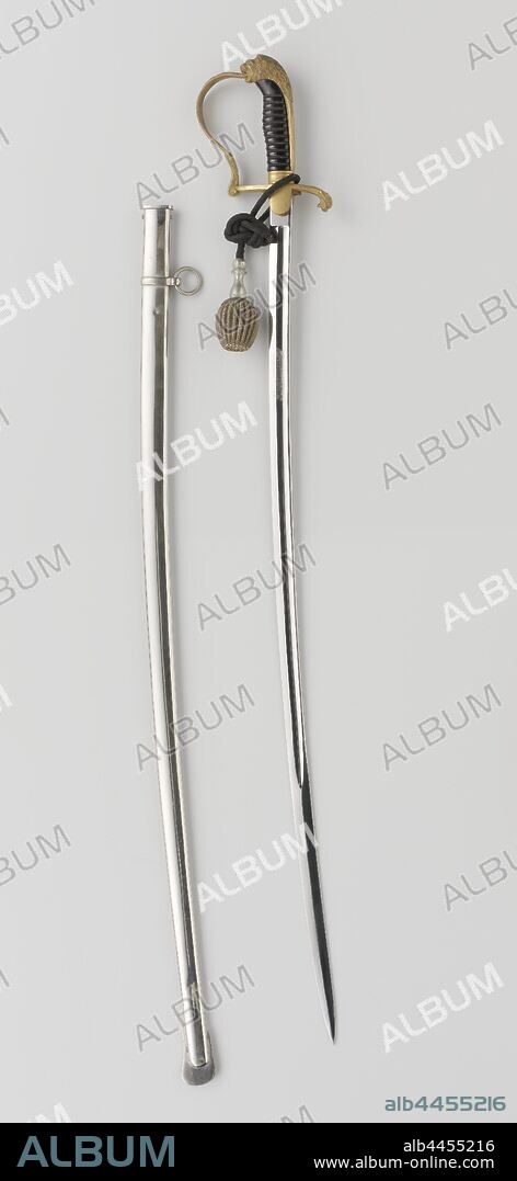 Saber model 1912 with sheath from the possession of General Van Daalen, Wandelsabel, model 1912, Aceh, Gotfried Coenraad Ernst van Daalen, anonymous, The Hague, c. 1912 - c. 1930, l 100 cm l 84 cm × w 2.2 cm l 13 cm w 13.5 cm l 86 cm.