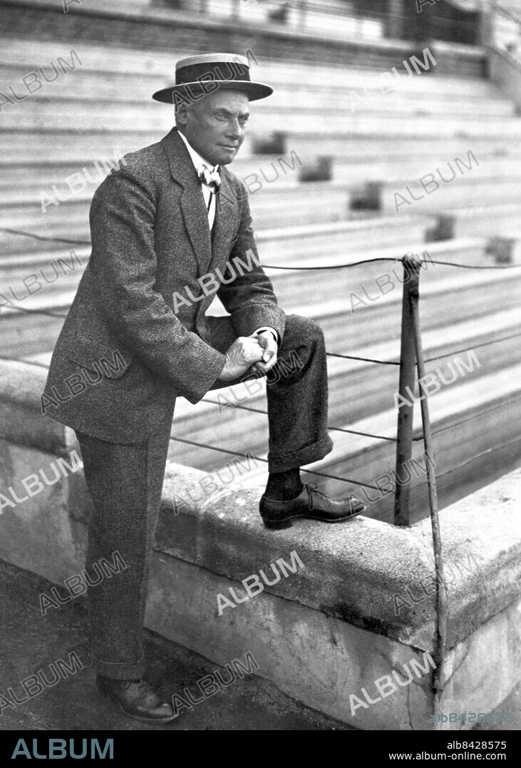 FILE 1912. Ernie Hjertberg, Swedish American coach in athletics who made a great contribution to the Swedish participants at the Olympic Games in Stockholm 1912.. Foto:Scanpix Historical/ Kod:1900. Scanpix SWEDEN.