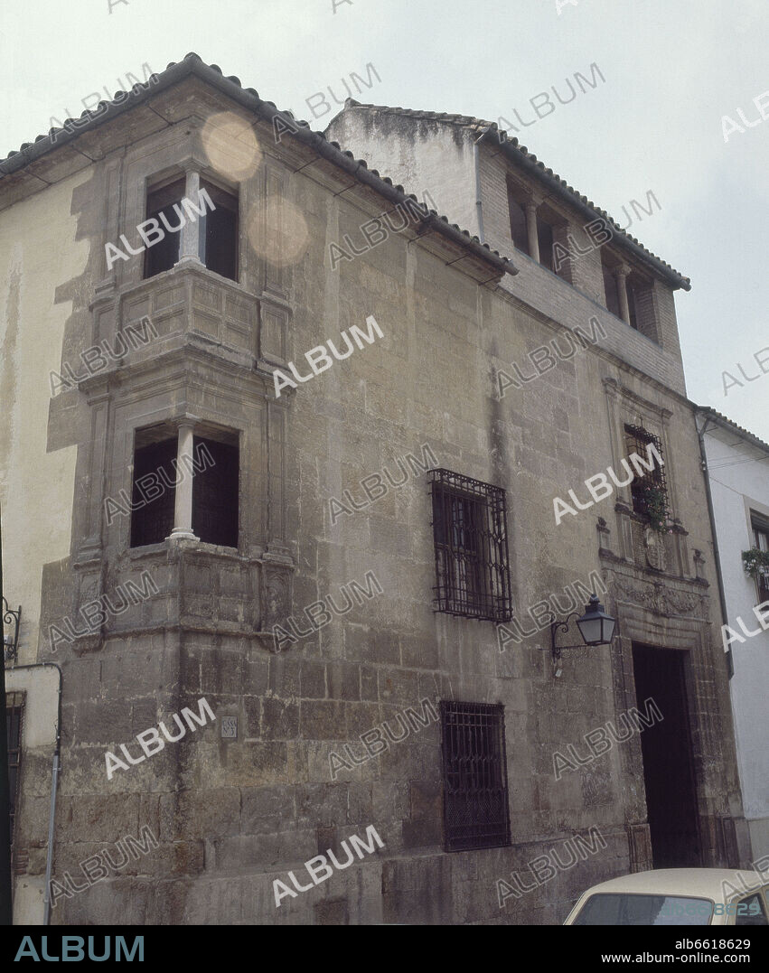 PALACIO DE LOS LUNA DEL SIGLO XVI EN LA PLAZA DE SAN ANDRES DE CORDOBA.