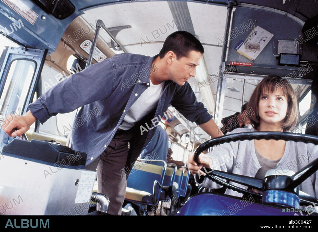 KEANU REEVES et SANDRA BULLOCK dans SPEED, 1994, réalisé par JAN DE BONT. Copyright 20TH CENTURY FOX / FOREMAN, RICHARD.