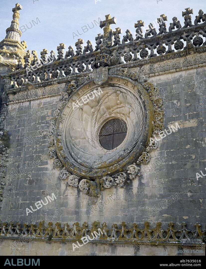 ROSETON DEL CLAUSTRO DE SANTA BARBARA EN EL CONVENTO DEL SANTO CRISTO DE TOMAR - SIGLO XVI.