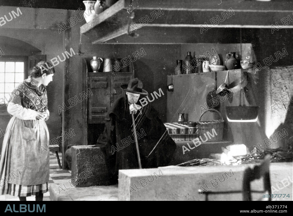 LA ALDEA MALDITA, 1930, dirigida por FLORIAN REY. Copyright FLORIAN REYBESP ESPAÑA.