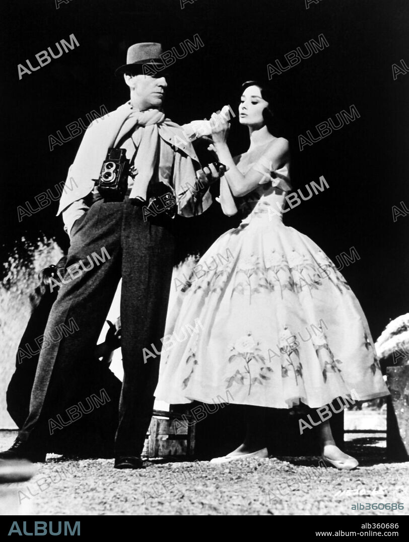 AUDREY HEPBURN and FRED ASTAIRE in FUNNY FACE (1957), directed by STANLEY DONEN. Copyright PARAMOUNT PICTURES.